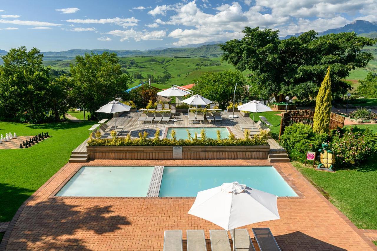 Cayley Mountain Resort Champagne Valley Bagian luar foto